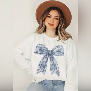 White Floral Bow Sweatshirt